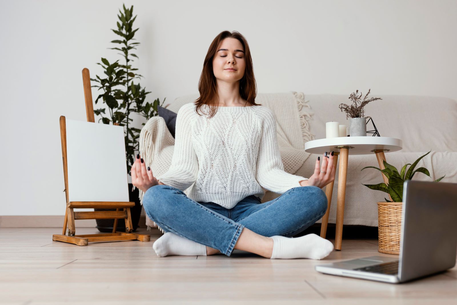 Mindful Moments: How 5 Minutes Of Mindfulness Can Make A Difference To Your Day